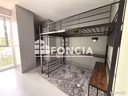 appartement 15.3m² à louer 450 - jonzac 17500