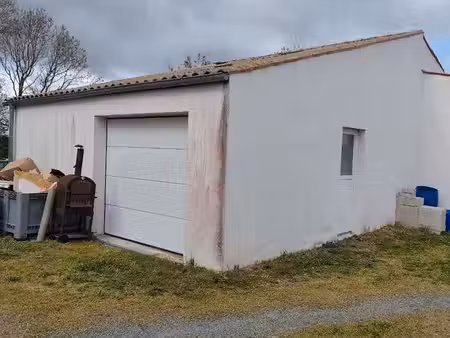 garage 70 m2 saint xandre
