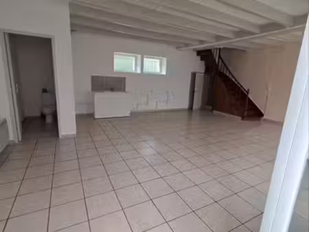 maison a louer a la vergne