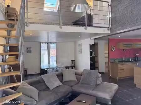 a louer maison t3 à saintes