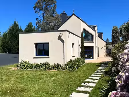 pordic - maison contemporaine 197 5m² avec studio attenant proche gr34