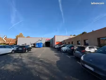 local d'activite 2446 m² cormeilles-en-vexin