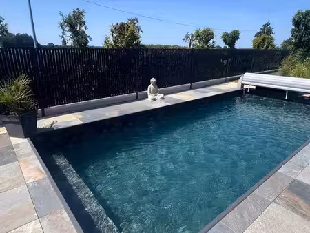 rare á la vente maison plain-pied neuve 4 ch piscine jacuzzi