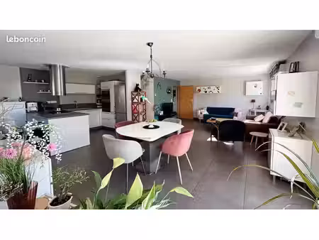 charmante maison en