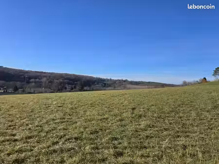 terrain 3 400 m² issac