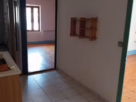 vends appartement cenre die