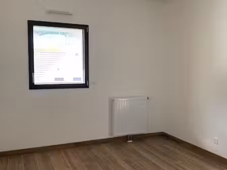 jougne - la ferrière - appartement t2 meublé - terrasse - caves - garage et parking privat