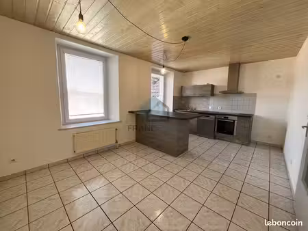 appartement 3 pièces 80 m²