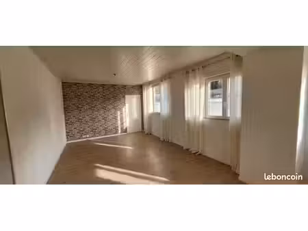 appartement 3 pièces - 69 m²
