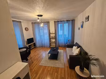 appartement t2 44m² hyper centre