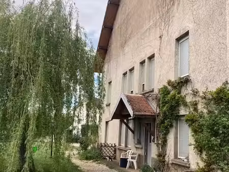 grande maison lumineuse à louer