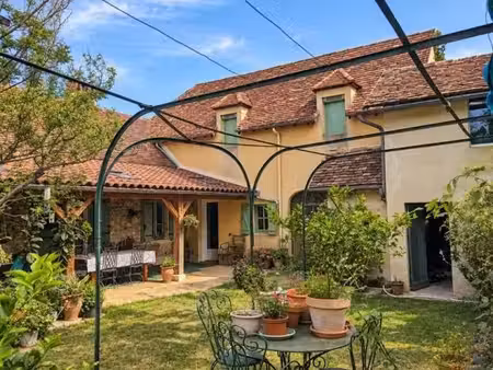maison de village 5 pièces 150 m²