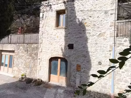 maison en pierre rénovée 93 m² — pont-de-barret