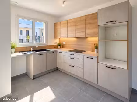 ?maison récente 2022 – 3 chambres – jardin – garage – montélimar maubec