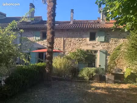 maison 6 pièces 180 m²