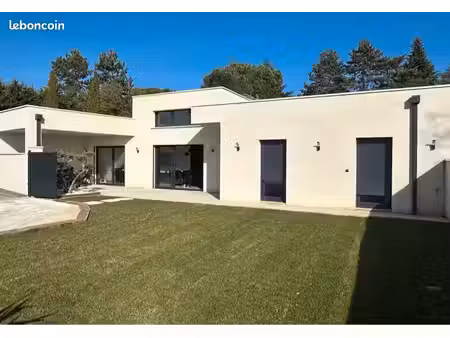 villa récente  130 m² mours st eusebe