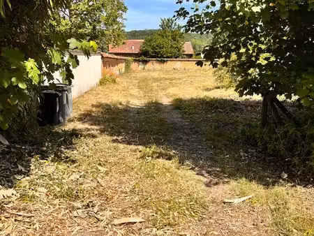 terrain à bâtir viabilisé - centre acquigny