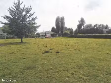 terrain 1 072 m² pont audemer