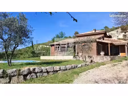 maison 9 pièces 130 m²