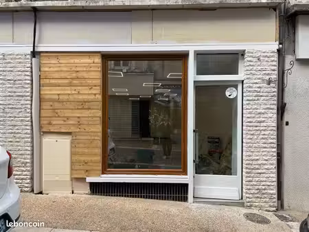 local centre-ville thiviers 70 m2 500