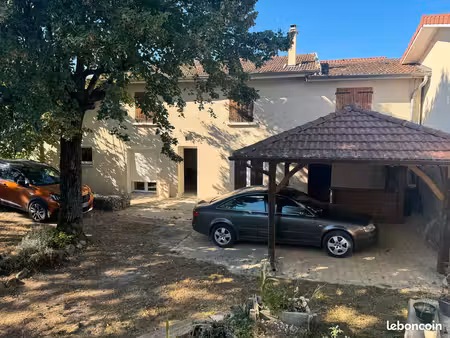 location maison epinouze
