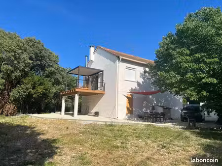maison 126 m2 + 23 m2 garage + dépendance 10 m2 entièrement rénové
