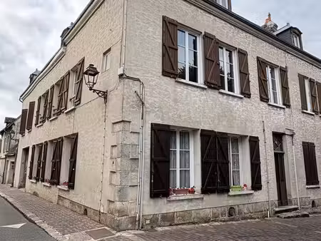 studio à louer nogent-le-roi centre-ville