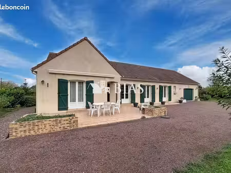 propriété 6 pièces 141 m²