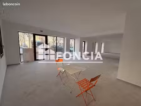 local commercial 102.4m² à louer 2050 - nîmes 30000