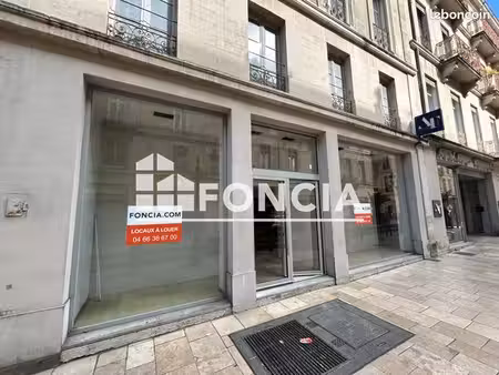 local commercial 215.2m² à louer 5300 - nimes 30000