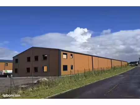 bureaux 1440 m² bourg-achard