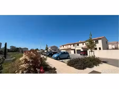 terrain 235 m² redessan