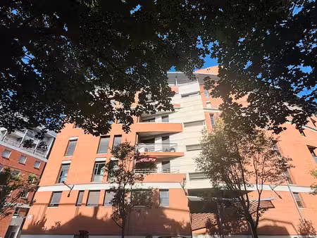 t2 loué toulouse médiathèque