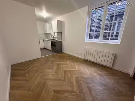 studio 1 pièce 17 m²