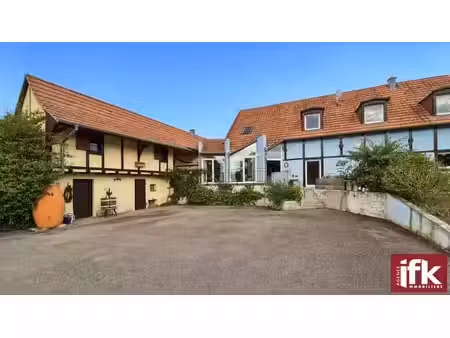 wickerschwihr : maison de 157 m² avec dépendance sur 11 ares de terrain  dpe b