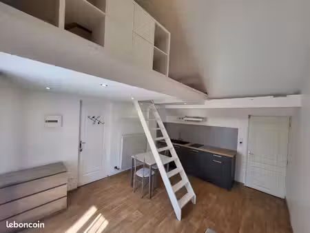studio evreux 570 euros ttes les charges sont comprises