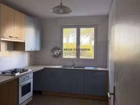t4 de 80.06m² & garage