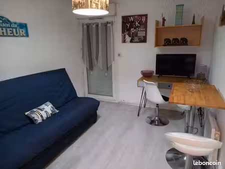 2 studios meublés