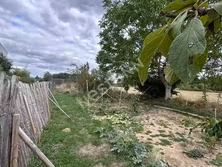 a louer - un terrain de 405m² à betton