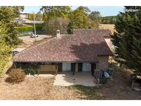 maison individuelle – 3 chambres + mezzanine – terrain 3 500 m² – leboulin