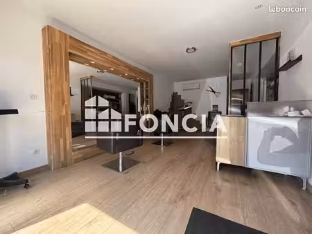 local commercial 2 pièces 54m² à louer 1010 - montrabe 31850