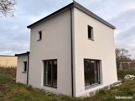 maison 80 m² saint thonan