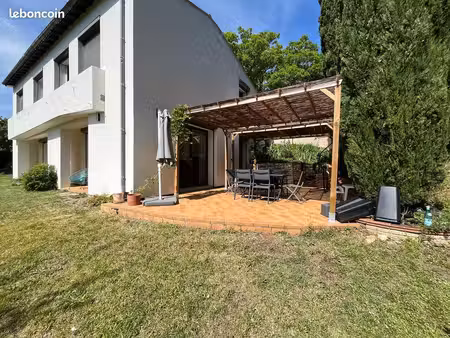 villa t7 avec garage et jardin entièrement rénovée