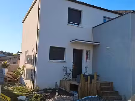 maison récente 88 m² – 3 chambres – piscine – garage – dpe a – crespian