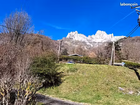 bezins garraux rare terrain à batir 3200m2