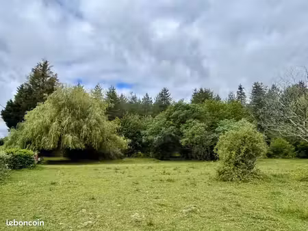 terrain 1 061 m² saint martin du bois