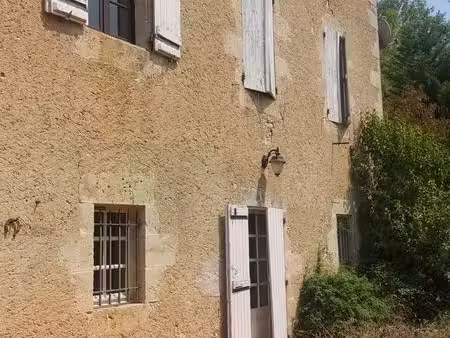 maison gasconne t4 avec jardin  vue sur les pyrénées et places de parking à lectoure