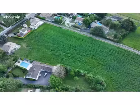 terrain 578 m² villeneuve les bouloc