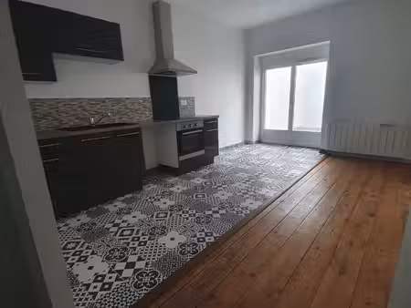 loue t3 avec terrasse monségur