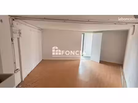 commercial_premise